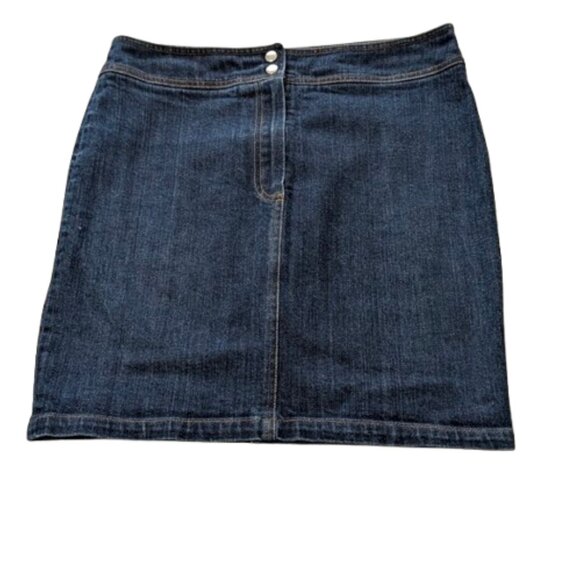 Michael Kors Denim Skirt. 6 - Picture 1 of 5